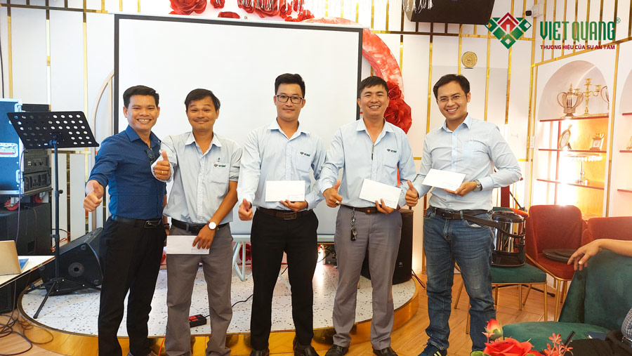 Cuộc họp tổng kết tháng 7/2022 của Công ty cổ phần Việt Quang Group