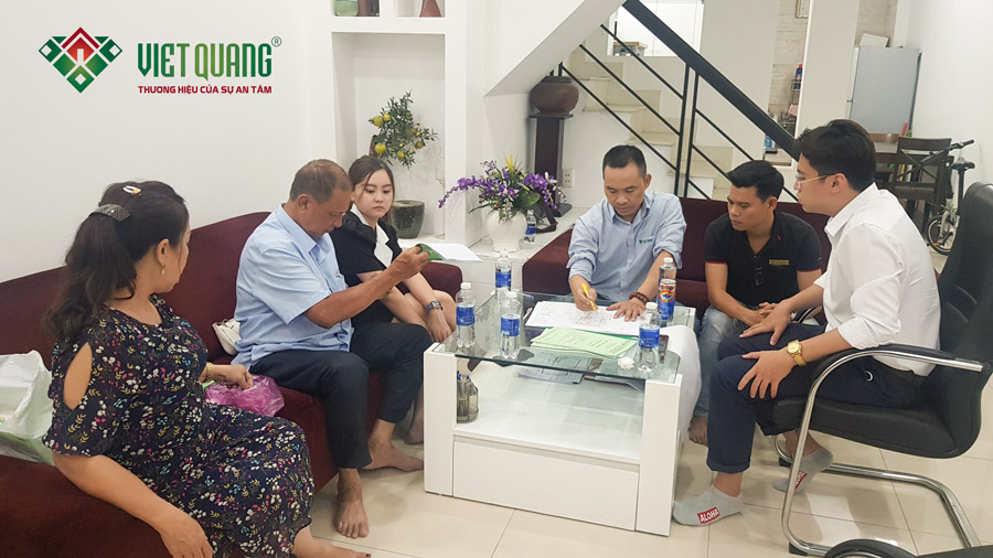 Việt Quang kí hợp đồng xây nhà trọn gói với gia đình anh Bội tại quận Bình Thạnh