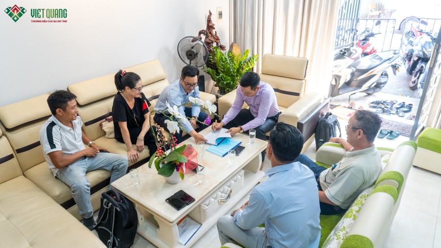 Buổi ký kết hợp đồng thứ 3 của chị Nguyên ở quận Gò Vấp 