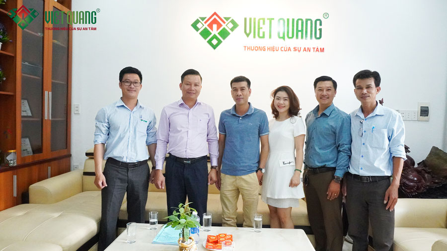 Ký hợp đồng xây dựng trọn gói nhà phố 3 tầng diện tích 4x16m nhà anh Ngọc ở Hóc Môn 