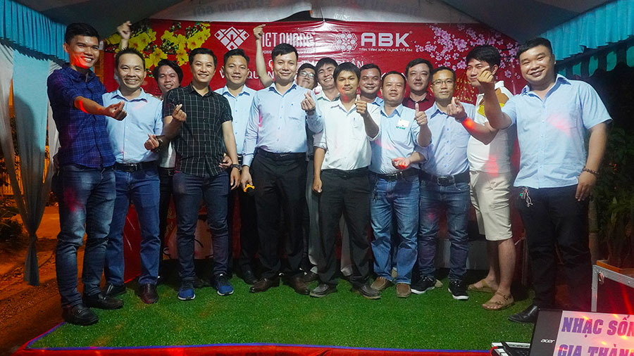 Tiệc tất niên 2020 – Việt Quang Group 