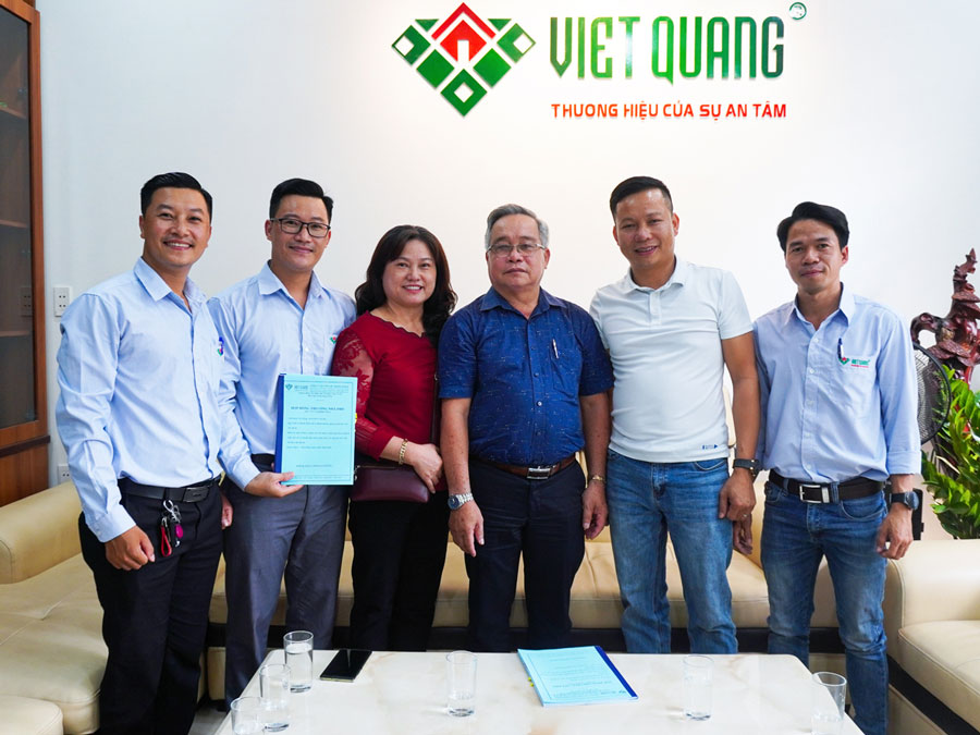 Ký hợp đồng xây dựng trọn gói nhà phố 3 tầng nhà anh Ba ở Quận Bình Tân 