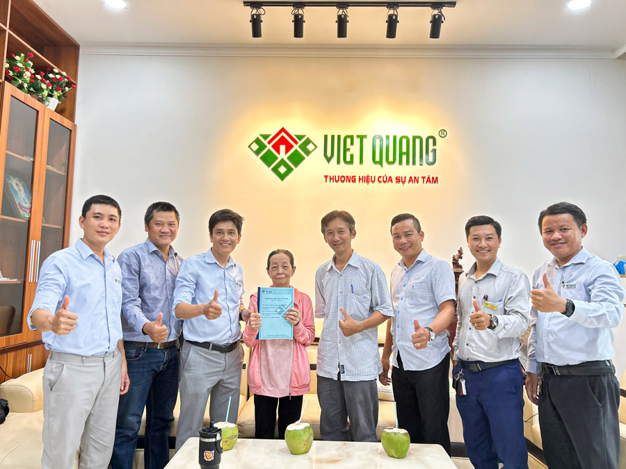Ký hợp đồng xây nhà 3 tầng tum sân thượng nhà Cô Điệp Quận 10