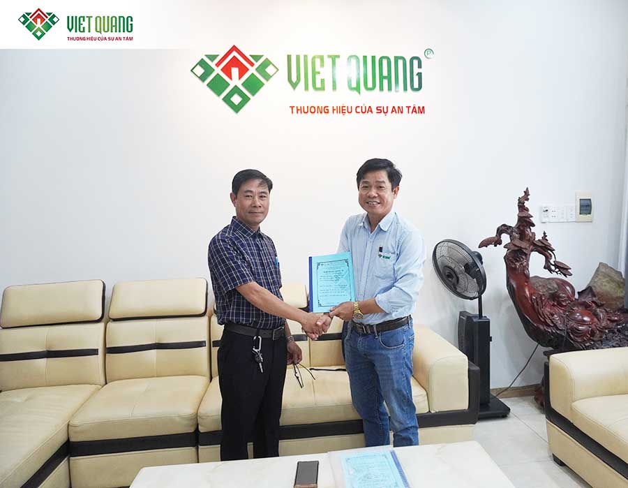 Ký hợp đồng trọn gói ngôi nhà phố 1 Trệt 1 Lửng 4 Lầu Diện tích 4x16m nhà Anh Đàn ở Quận Bình Thạnh