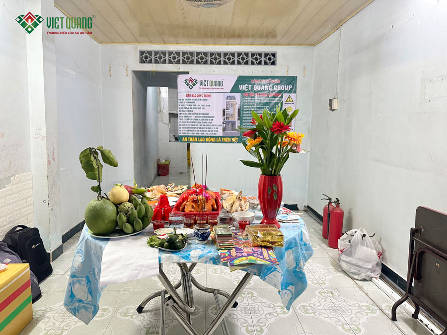 Việt Quang Group Khởi công xây dựng nhà phố 1 trệt 2 lầu 1 sân thượng của gia đình chị Hương tại Quận 3