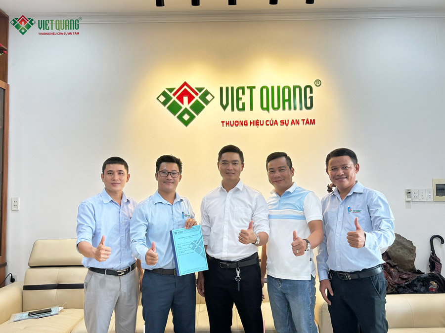 Ký hợp đồng xây mới nhà 3 tầng sân thượng Anh Tuấn ở Quận 12