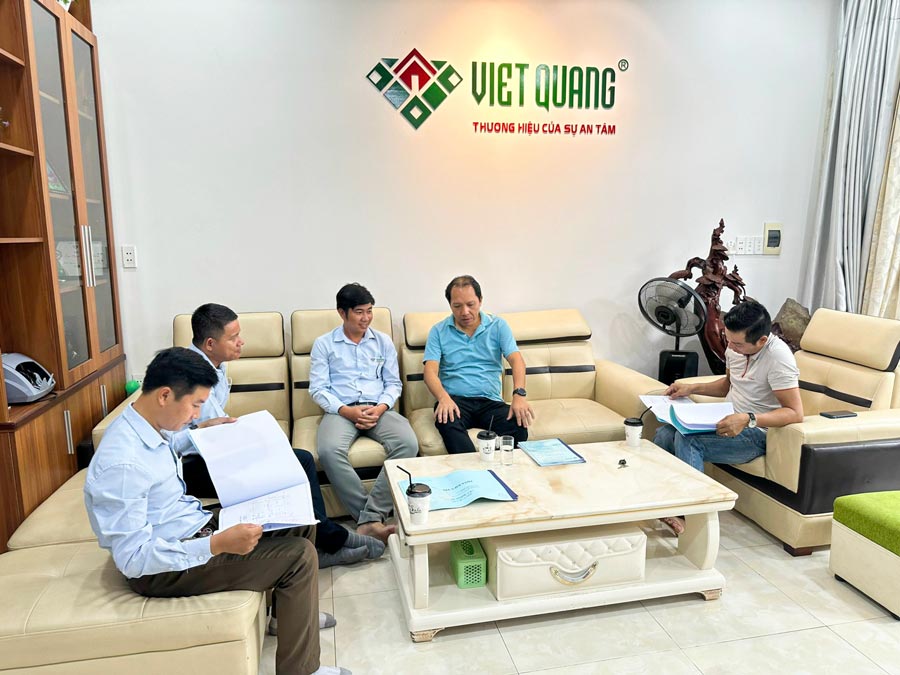Việt Quang Group ký hợp đồng sửa chữa nhà cấp 4 thành nhà 2 tầng mái nhật nhà anh Thịnh ở TP. Thủ Đức