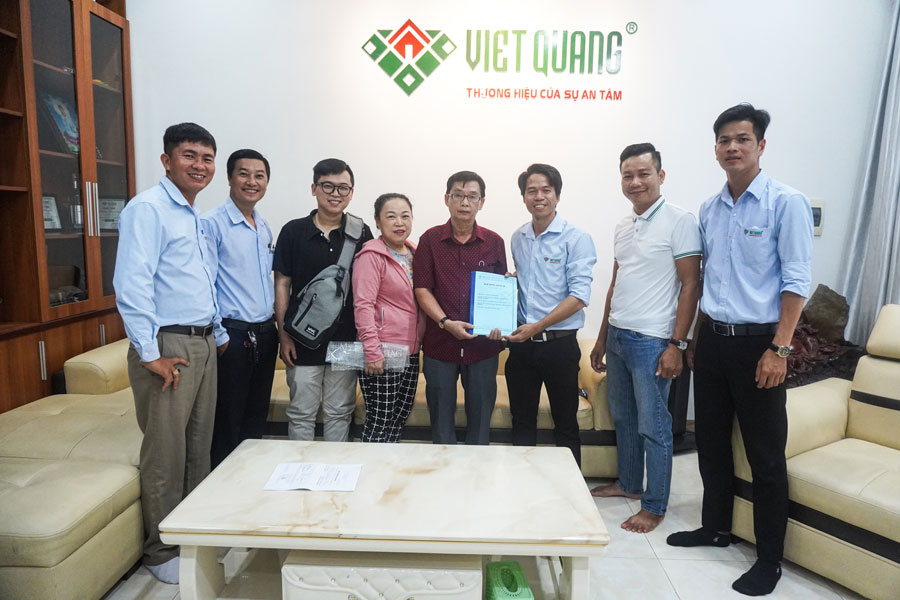 Bùng nổ tháng 11 Việt Quang Group ký hợp đồng xây dựng trọn gói nhà phố 2 tầng nhà chú Dũng ở Quận Bình Thạnh 