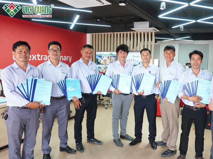 Những hợp đồng bứt tốc trong 01 ngày cuối tháng 11 – Ký 5 hợp đồng liên tiếp ngày 30/11/2023
