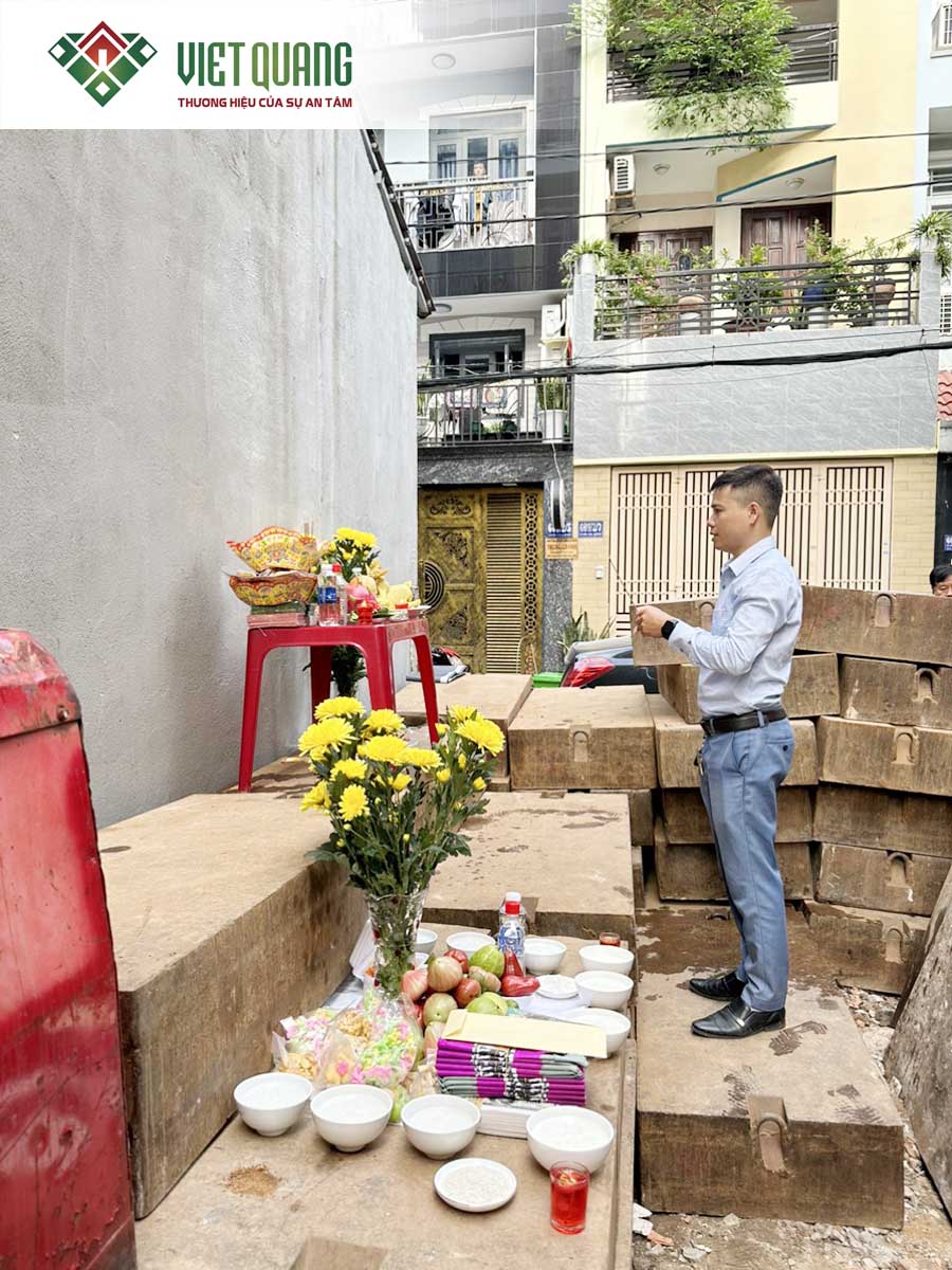Cúng động thổ xây mới trọn gói 1 Trệt 3 Lầu Diện tích 5x16m nhà Anh Chánh ở Quận Gò Vấp 