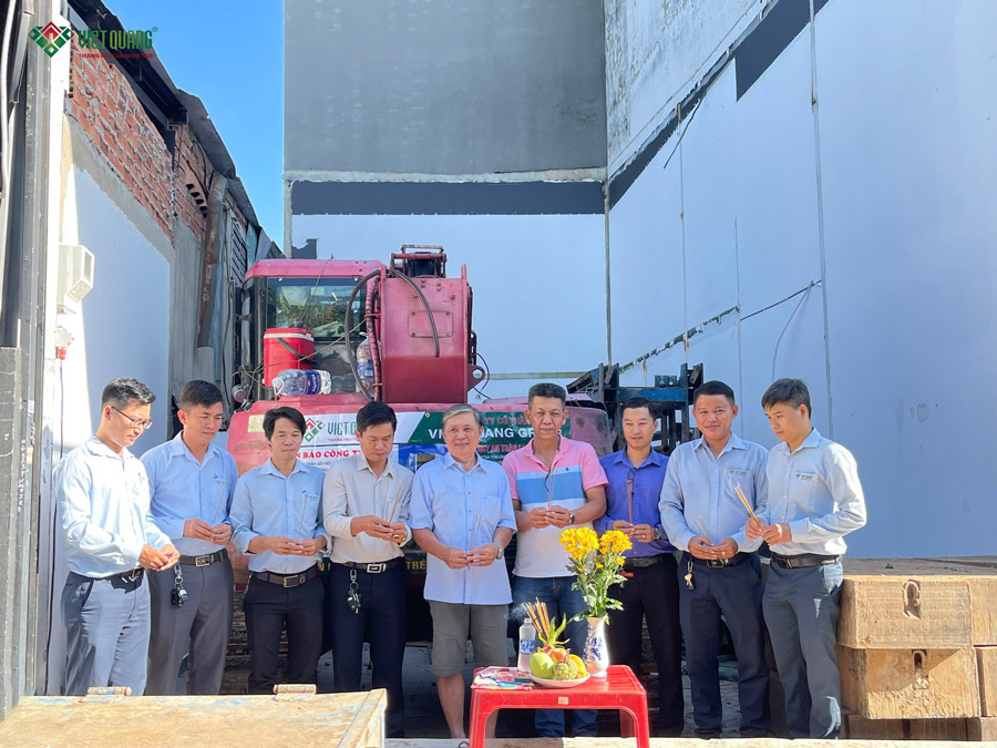 Khởi công xây nhà 4 tầng sân thượng 5x10m Anh Hùng ở Quận 12 