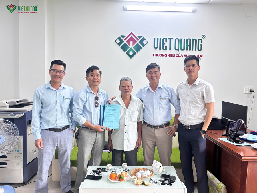 Ký hợp đồng xây nhà Chú Hòa ở quận Tân Bình 