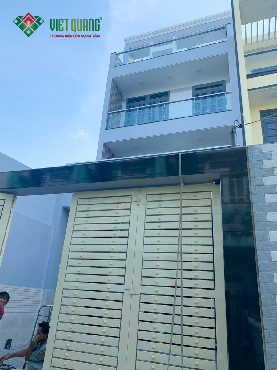 Xây dựng phần thô nhà phố 4 tầng 5,2x18m anh Trúc tại quận 12 
