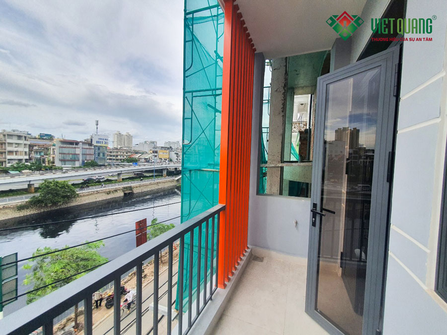 Hoàn thiện ngoại thất & nội thất nhà phố 6 tầng