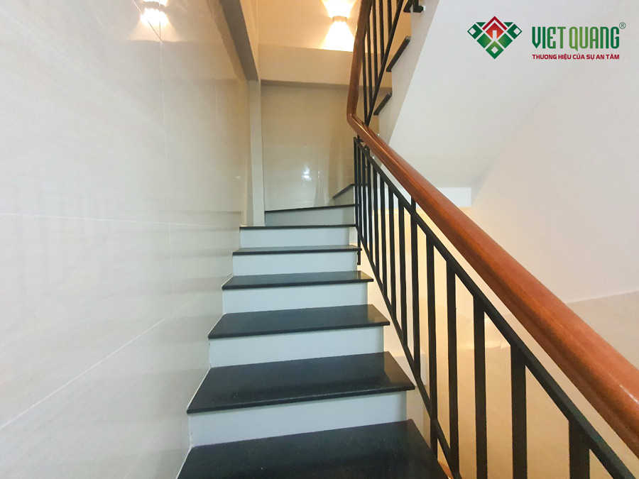 Hoàn thiện ngoại thất & nội thất nhà phố 6 tầng