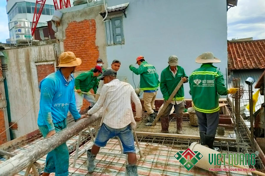 Thi công phần thô các lầu 1 – 2 – 3 & sân thượng