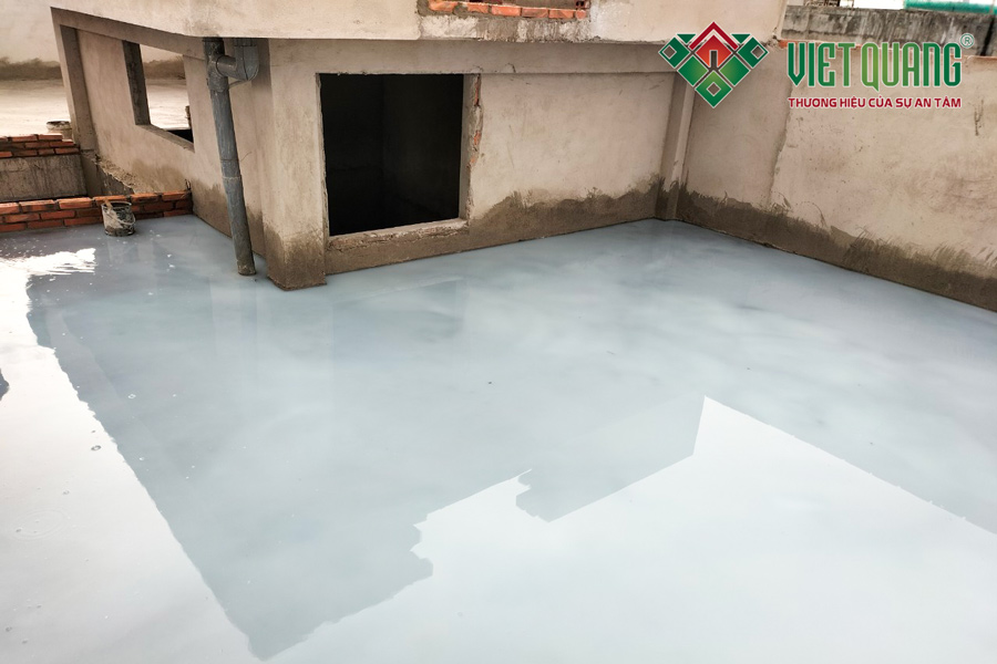 Thi công hạng mục phần mái nhà làm bằng bê tông cốt thép