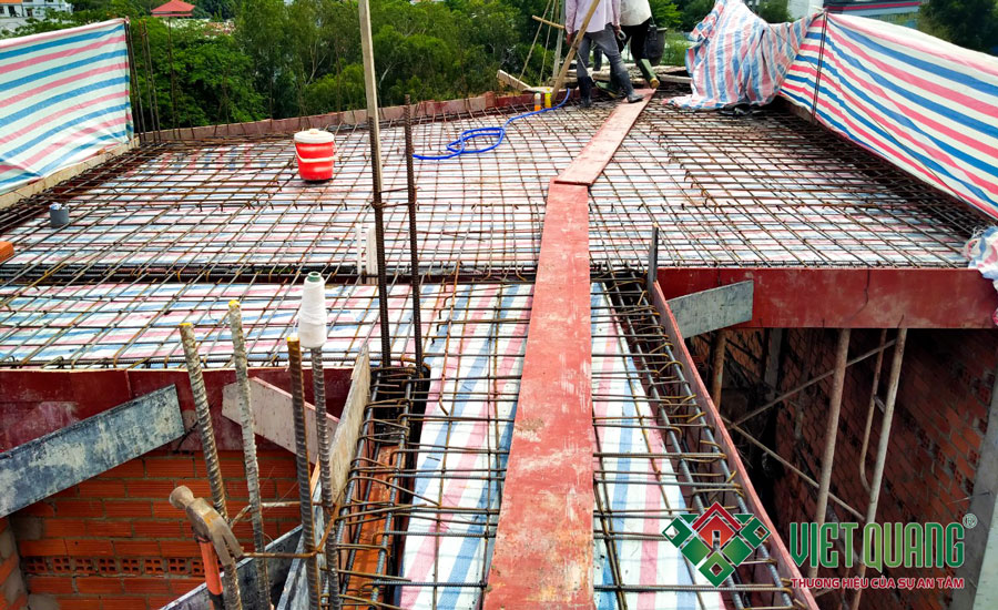 Thi công phần thô lầu 2 – lầu 3 – lầu 4 & mái