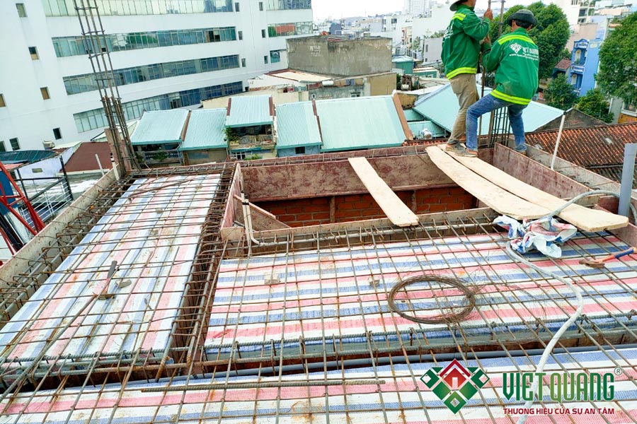 Thi công phần thô các lầu 1 – 2 – 3 & sân thượng