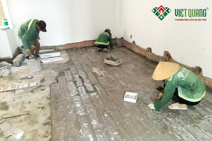 Lát gạch nền phòng ngủ kích thước 10x60mm