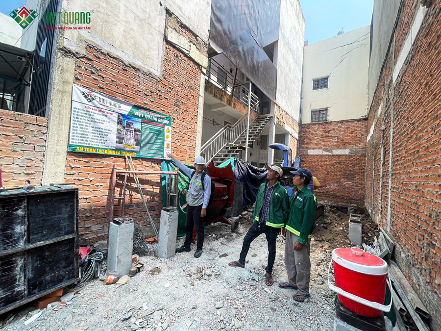 Thi công nền móng