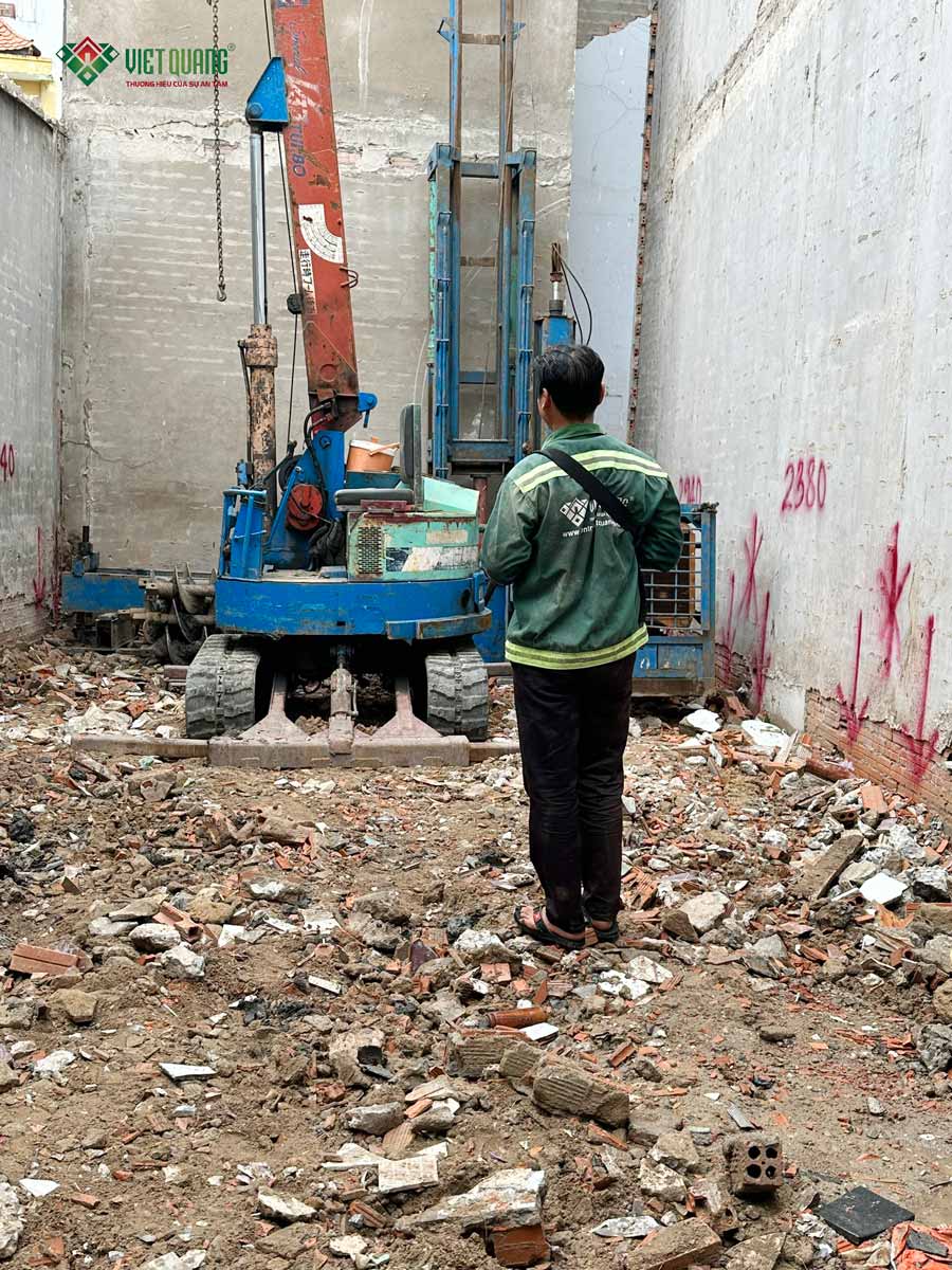 Thi công móng nhà