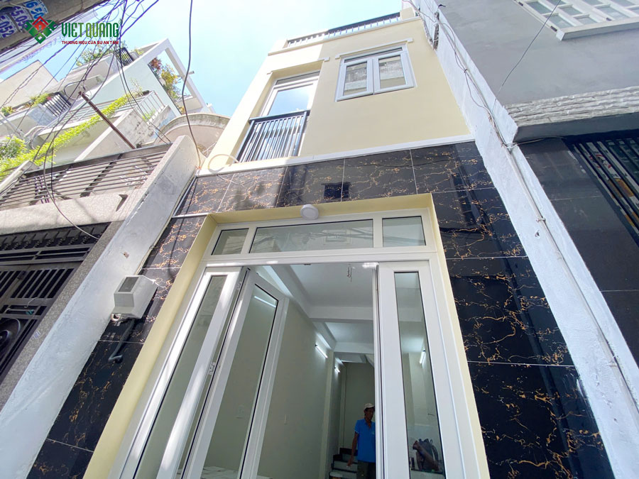 Thi công xây dựng nhà phố 2 tầng tum sân thượng nhà chị Tâm ở Phú Nhuận 