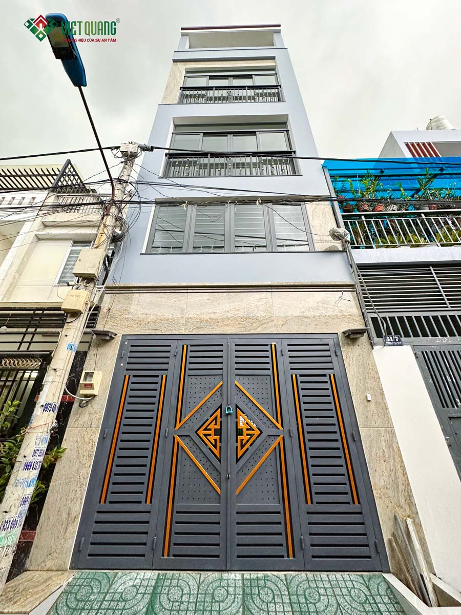 Thi công xây dựng nhà phố 1 trệt lửng 2 lầu sân thượng nhà Chị Hạnh Quận 12