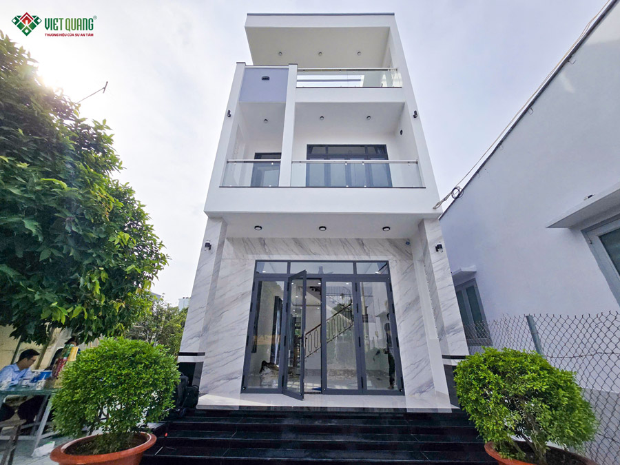 Thi công xây dựng trọn gói nhà 2 tầng tum sân thượng 5x19m chú Đức tại Củ Chi – TP.HCM 