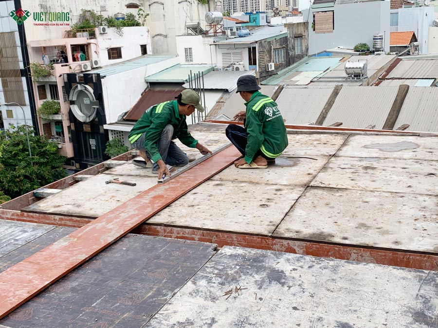 Thi công nhà 1 trệt lửng 3 lầu sân thượng diện tích 4x25m tại Quận 3 – anh Minh