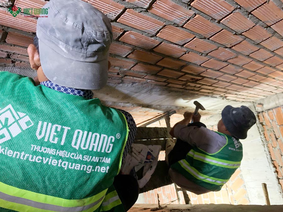 Xây dựng nhà phố 1 trệt lửng 3 lầu sân thượng diện tích 4x25m tại Quận 3 – anh Minh