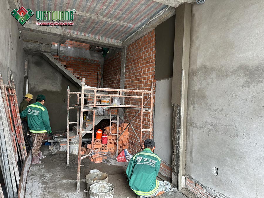 Thi công ngăn phòng, tô tường, chống thấm chống nứt cho công trình