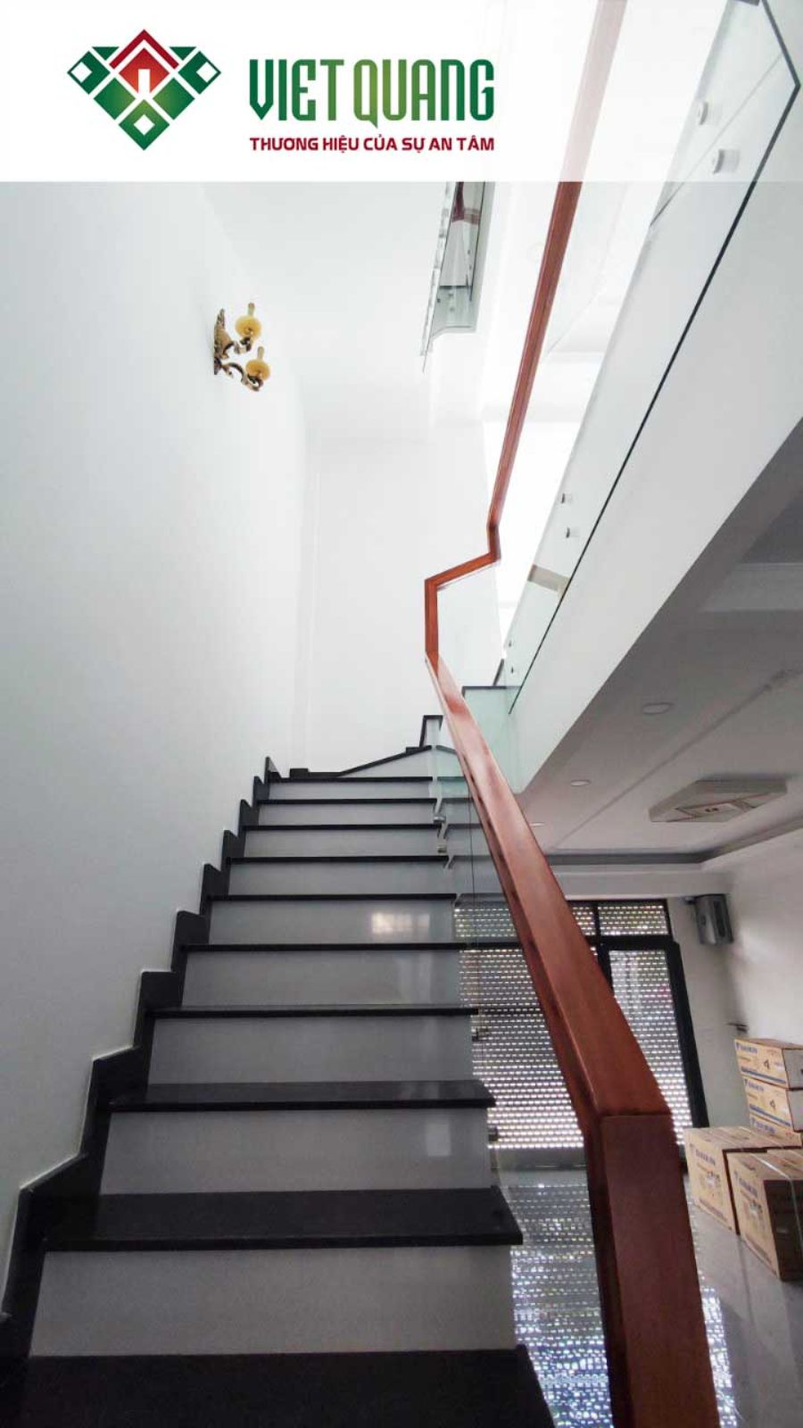 Bàn giao nhà cho gia đình chị Thuỷ