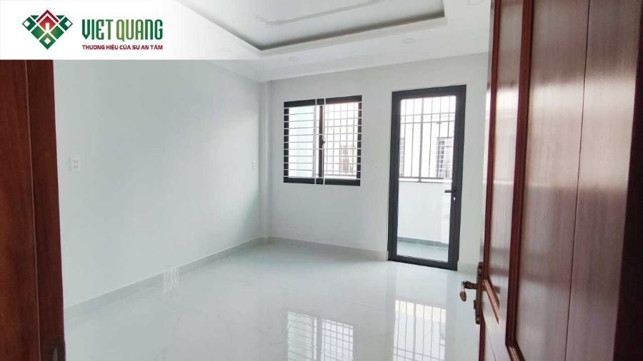 Bàn giao nhà cho gia đình chị Thuỷ