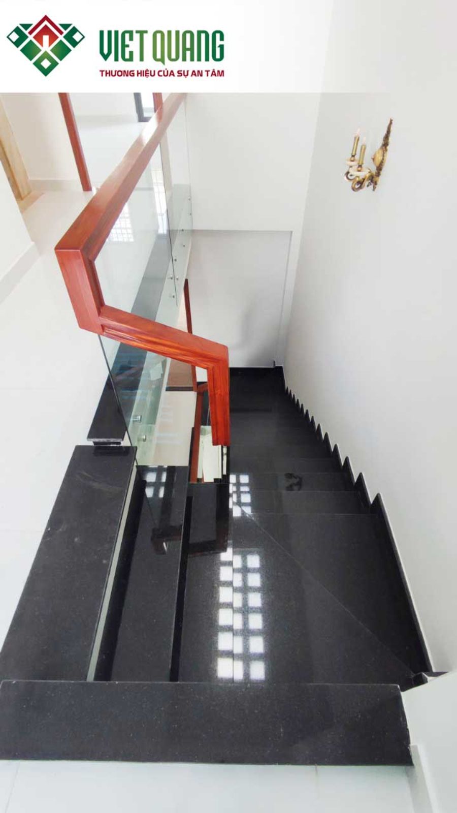 Bàn giao nhà cho gia đình chị Thuỷ